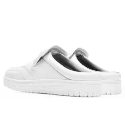 Acne Studios SlipMule - White -Birkenstock Store Acne Studios 08STHLM Mule White BD0195 100 12 01 2021 01 4