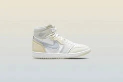 Air Jordan 1 MM High Women's - White/Pure Platinum/Sail -Birkenstock Store Air Jordan 1 MM Hiigh Womens White Pure Platinum Sail FB9891 100 Feature 09 22 23 01
