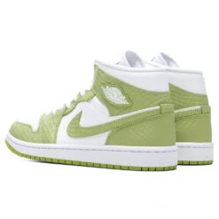 Air Jordan 1 Mid SE Women's - White/Vivid Green/White -Birkenstock Store Air Jordan 1 Mid Se Women s White Vivid Green White DV2959 113 06 01 22 Feature MARY NELLE 5