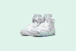 Air Jordan 6 Retro Women's - White/Purple Platinum/Mint Foam -Birkenstock Store Air Jordan Retro 6 Womens White Purple Platinum Mint Foam DQ4914 103 Feature 04