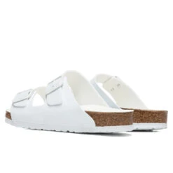 Birkenstock Wide Arizona Birko-Flor - White -Birkenstock Store Birkenstock Arizona Birko Flor White 1019061 03 22 2021 01 3