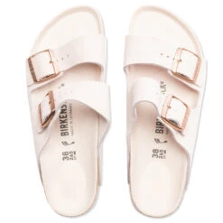 Birkenstock Narrow Arizona - Light Rose -Birkenstock Store Birkenstock Narrow Arizona Light Rose 1023528 11 20 22 Feature JM 6