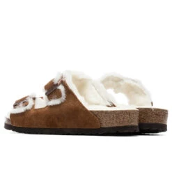 Birkenstock Wide Arizona Shearling - Mink 9 Birkenstock Wide Arizona Shearling - Mink -Birkenstock Store Birkenstock Wide Arizona Shearling Mink 1001128 07 09 2021 01 3