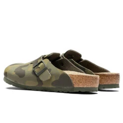 Birkenstock Wide Boston - Desert Soil Camo Green -Birkenstock Store Birkenstock Wide Boston Desert Soil Camo Green 1023211 02 23 23 Feature JP 5