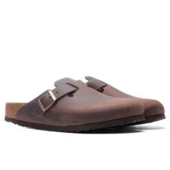 Birkenstock Wide Boston Soft Bed - Habana Oil -Birkenstock Store Birkenstock Wide Boston Soft Bed Habana Oil 0159711 06 22 22 Feature JM 2