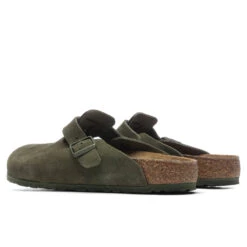 Birkenstock Wide Boston - Thyme 9 Birkenstock Wide Boston - Thyme -Birkenstock Store Birkenstock Wide Boston Thyme 1024721 02 02 23 Feature JP 5