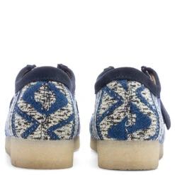 Clarks Wallabee - Blue Fabric -Birkenstock Store Clarks Wallabee Blue Fabric 26166649 11 04 22 S NF Feature 15