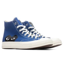 Converse X Comme Des Garcons PLAY All Star Chuck '70 Hi - Blue 7 Converse X Comme Des Garcons PLAY All Star Chuck '70 Hi - Blue -Birkenstock Store Converse x Comme Des Garcons PLAY All Star Chuck 70 High Blue AZ K122 001 2 171846C 07 15 2021 01 2