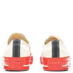 Converse X Comme Des Garcons PLAY All Star Chuck '70 Ox Red Sole - White -Birkenstock Store Converse x Comme Des Garcons PLAY All Star Chuck 70 Ox Red Sole White A01796C 06 02 22 Feature JORDAN 10