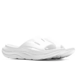 Hoka Ora Recovery Slide 3 - White/White 8 Hoka Ora Recovery Slide 3 - White/White -Birkenstock Store Hoka One One Ora Recovery Slide White White 1134527 WWH 12 05 22 Feature JP 4