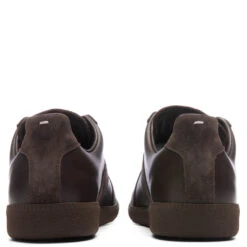 Maison Margiela Replica Sneakers - Coffee 9 Maison Margiela Replica Sneakers - Coffee -Birkenstock Store Maison Margiela Replica Sneakers Coffee S57WS0236P1897 H9391 11 08 22 Feature VR 5