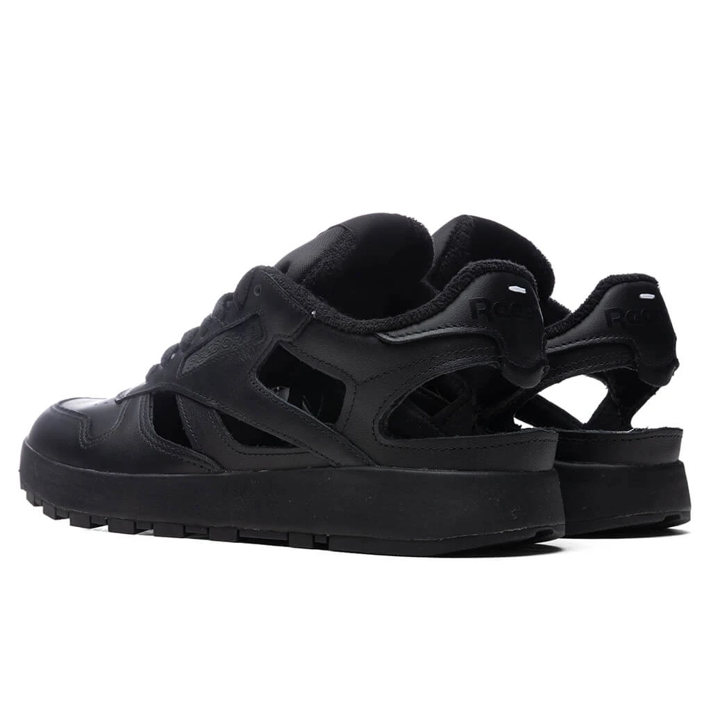 Maison Margiela X Reebok Décortiqué’ Classic Leather Sneaker - Black 5 Maison Margiela X Reebok Décortiqué’ Classic Leather Sneaker - Black - Image 3