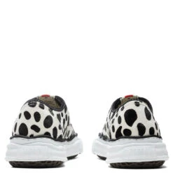 Baker - Dalmatian 9 Baker - Dalmatian -Birkenstock Store Maison Mihara Yasuhiro Baker Dalmatian A07FW738 DAL 08 21 2021 01 4