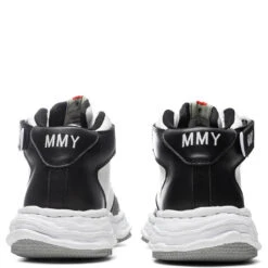Wayne High OG Sole Leather Sneaker - Black/White -Birkenstock Store Maison Mihara Yasuhiro Wayne High OG Sole Leather Sneaker Black White A08FW705 BLW 01 29 2022 01 5