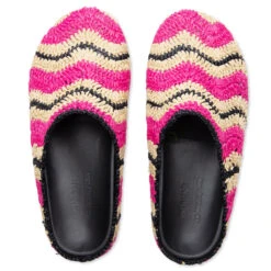 Marni X No Vacancy Inn Sabot - Fuchsia/Natural -Birkenstock Store Marni x No Vacancy Inn Sabot Fuchsia Natural SBMR002800 P5495 ZO542 05 17 23 Feature VR 6