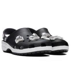 Mastermind Japan X Crocs Classic Clog - Black/White -Birkenstock Store Mastermind x Crocs Classic Clog Black White 208211 066 07 06 22 Feature JAYLEEN 444