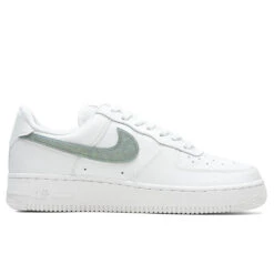 Nike Women's Air Force 1 ’07 Essential - Summit White/Dusty Sage