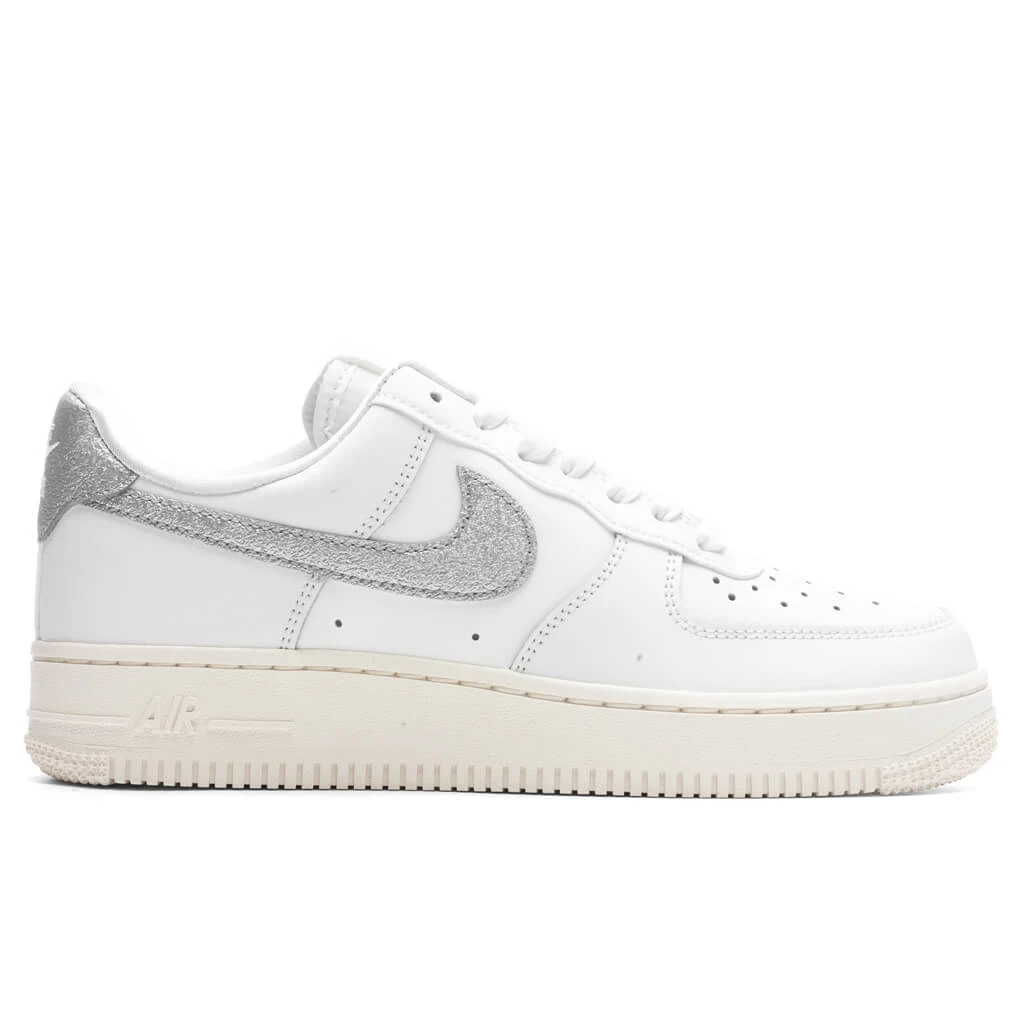 Nike Women's Air Force 1 '07 - Summit White/Metallic Silver 3 Nike Women's Air Force 1 '07 - Summit White/Metallic Silver