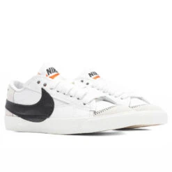 Nike Women's Blazer Low '77 Jumbo - White/Black/Sail -Birkenstock Store Nike Women s Blazer Low 77 Jumbo White Black White DQ1470 101 11 08 22 Feature VR 3