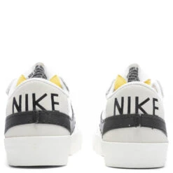 Nike Women's Blazer Low '77 Jumbo - White/Black/Sail -Birkenstock Store Nike Women s Blazer Low 77 Jumbo White Black White DQ1470 101 11 08 22 Feature VR 4