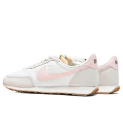 Nike Women's Waffle Trainer 2 - Phantom/Atmosphere/Black -Birkenstock Store Nike Women s Waffle Trainer 2 Phantom Atmosphere Sail DA8291 004 08 18 22 Feature JAYLEEN 3