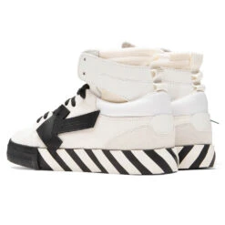 High Top Vulcanized Leather - White/black -Birkenstock Store Off White c o Virgil Abloh High Top Vulcanized Leather White black OMIA225C99LEA0010110 09 18 22 Feature JORDAN 4