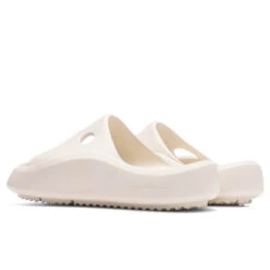 Meteor Rubber Slider - Bone/Bone -Birkenstock Store Off White c o Virgil Abloh Meteor Rubber Slider Bone Bone OMIC014F22MAT0016161 11 15 22 Feature VR 4