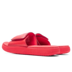 Puma X TMC SoftRide Slides - High Risk Red/White -Birkenstock Store Puma Soft Ride x TMC Red 38505001 09 24 22 Feature MG 6