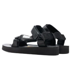 Suicoke Depa V2 - Black -Birkenstock Store Suicoke Depa V2 Black OG 022V2 BLK 05 23 22 Feature JM 4