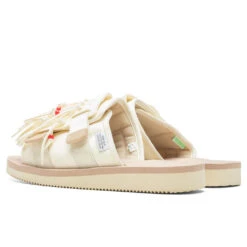 Suicoke Hoto Cab - Off White -Birkenstock Store Suicoke Hoto Cab Off White OG 247CAB OFFWHT 05 23 22 Feature JM 3