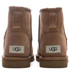 Ugg Classic Mini Boot - Chestnut -Birkenstock Store UGG Classic Mini Boot Chestnut 1002072 CHE 11 06 2021 01 6