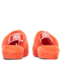 Ugg Women's Fluff Yeah Slide - Red Currant 9 Ugg Women's Fluff Yeah Slide - Red Currant -Birkenstock Store UGG Women s Fluff Yeah Slide Red Currant 1095119 RCRR 02 27 2021 01 6