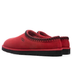 Ugg Tasman Slipper - Samba Red 8 Ugg Tasman Slipper - Samba Red -Birkenstock Store Ugg Tasman Slipper Samba Red 5950 SBR 01 22 2022 01 3
