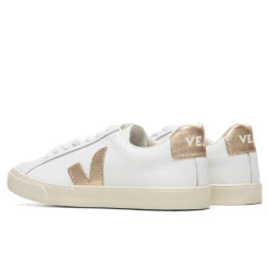 Veja Women's Esplar Logo Leather - Extra White/Platine 8 Veja Women's Esplar Logo Leather - Extra White/Platine -Birkenstock Store Veja Woman Esplar Logo Leather Extra White Platine EO022490A 03 13 2021 01 3