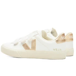 Veja Women's Recife Logo Chromefree - Extra White/Platine -Birkenstock Store Veja Women s Recife Logo Chromefree Extra White Platine RC0502762A 1068