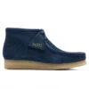 Clarks Wallabee Boot - Deep Blue -Birkenstock Store Wallabee Boot Deep Blue 26174050 09 08 23 Feature KN