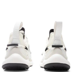 Y-3 Shiku Run - Core White/Black/Orbit Grey -Birkenstock Store Y 3 Shiku Run Core White Black Orbit Grey GV9057 02 12 2022 01 4
