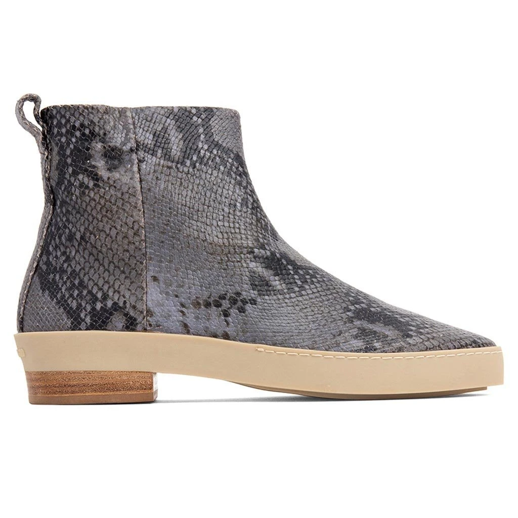 Fear Of God Chelsea Santa Fe Boot - God Grey/Black 3 Fear Of God Chelsea Santa Fe Boot - God Grey/Black